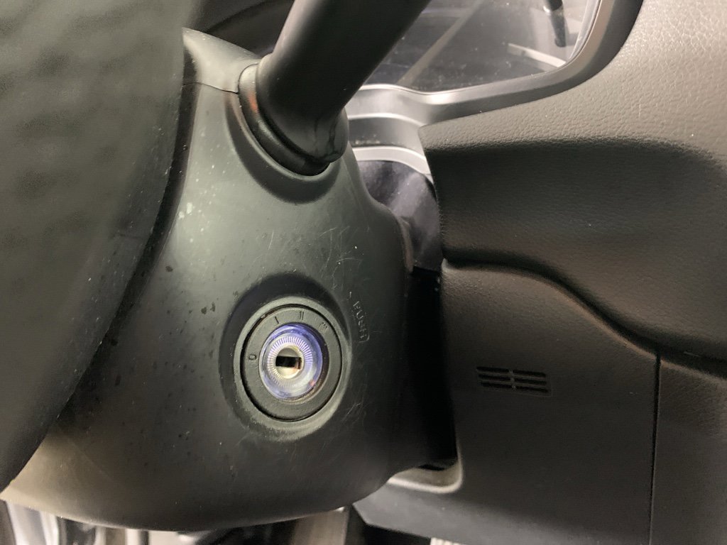 Used 2020 Honda CR-V LX image 18