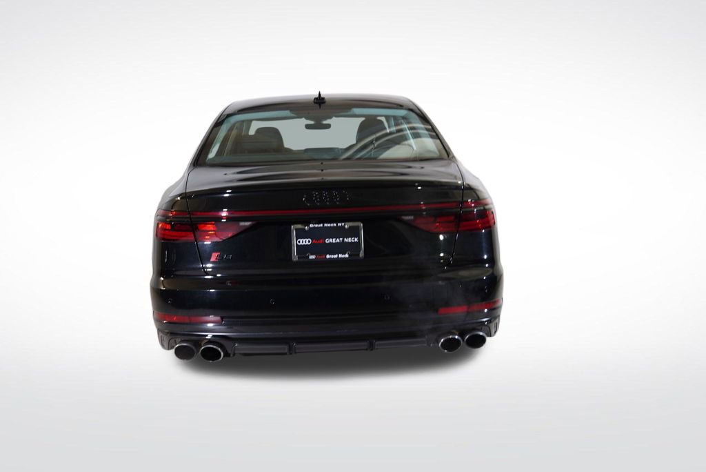 Used 2023 Audi S8 image 19