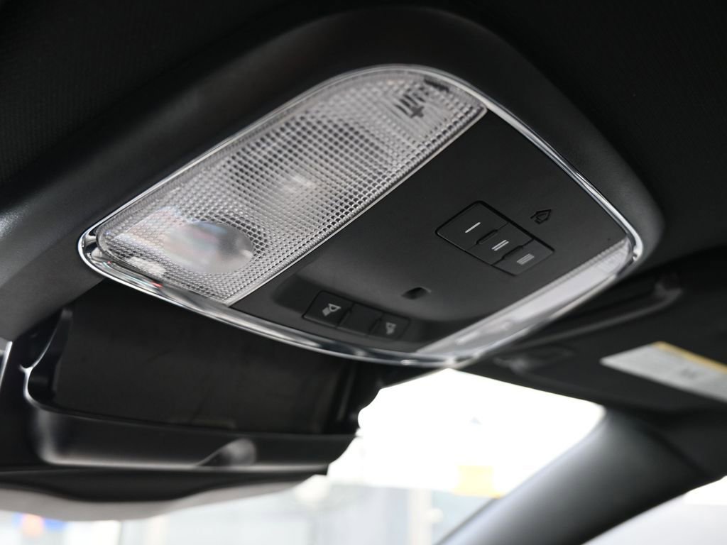 Used 2014 Chrysler 300 S image 25