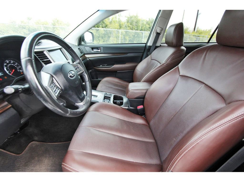 Used 2013 Subaru Outback 3.6R Limited w/ Special Appearance Pkg image 15