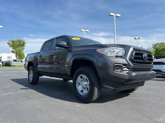 Used 2023 Toyota Tacoma SR AWD/4WD image 4