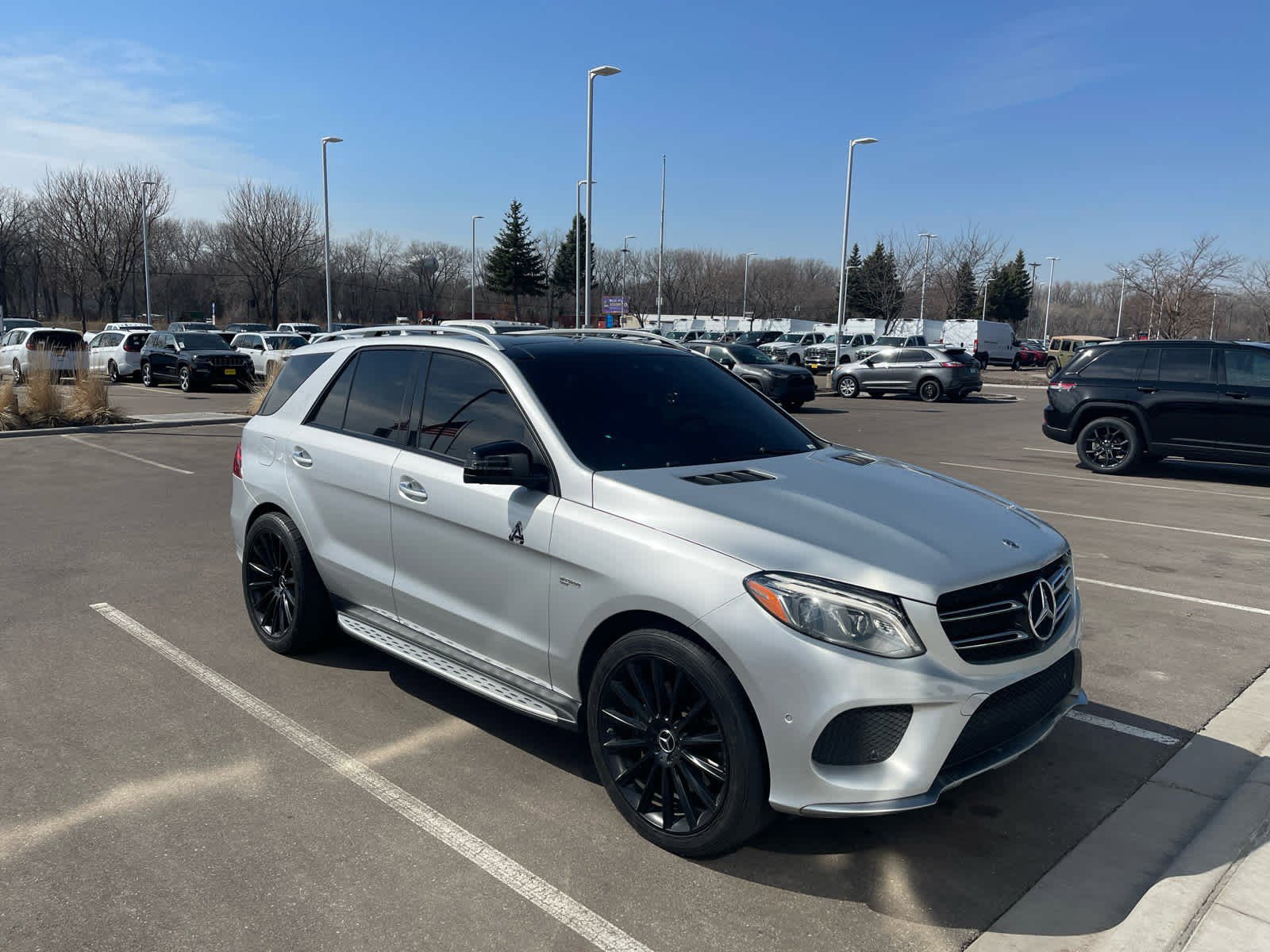 Used 2018 Mercedes-Benz GLE 43 AMG 4MATIC image 2