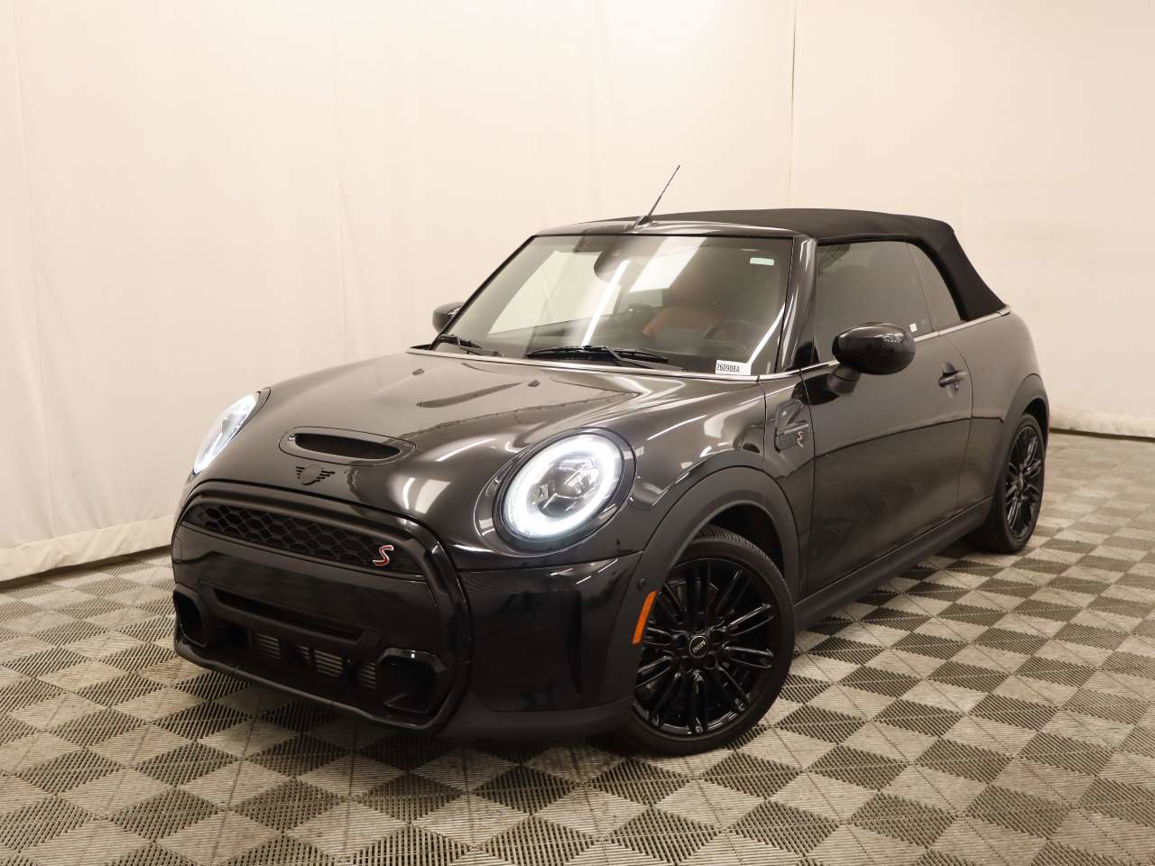 Used 2023 MINI Cooper S FWD image 1