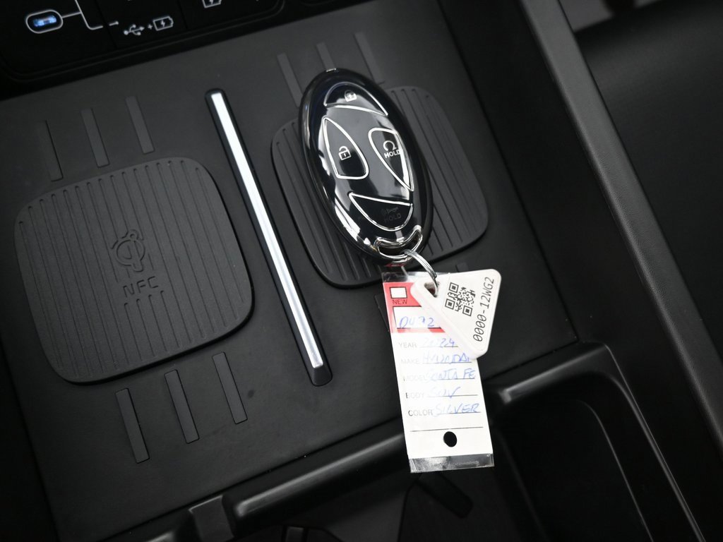 Used 2024 Hyundai Santa Fe Limited image 15