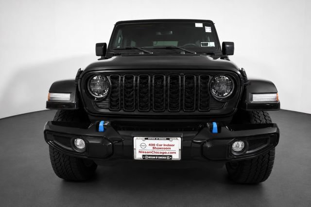 Used 2024 Jeep Wrangler High Altitude AWD/4WD image 2