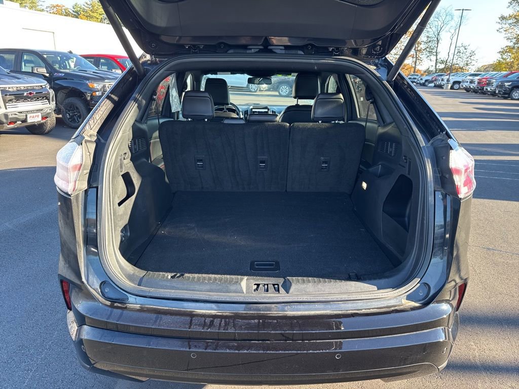 Used 2024 Ford Edge ST-Line image 5