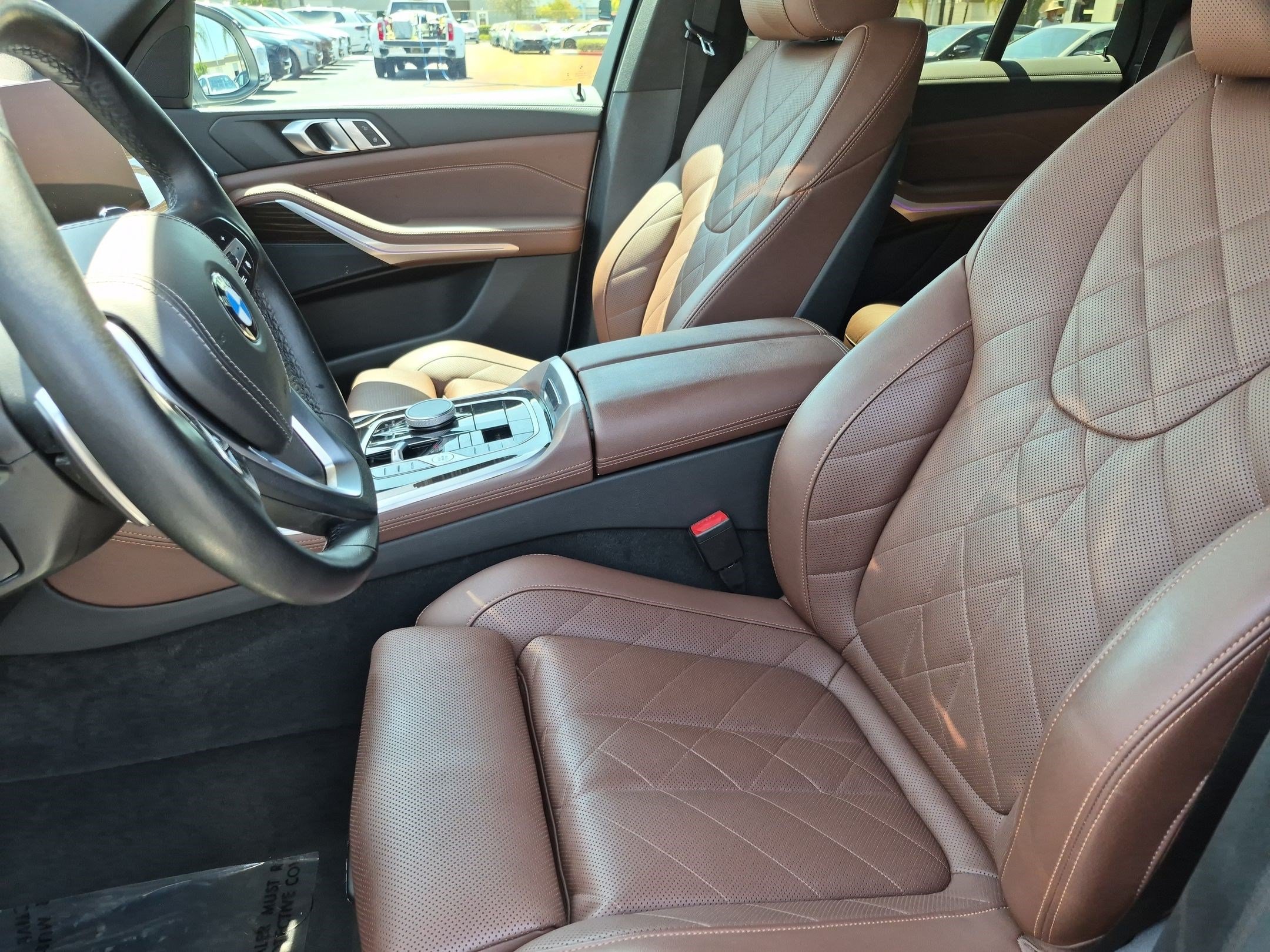 Used 2024 BMW X5 xDrive40i w/ Parking Assistance Package AWD/4WD image 16