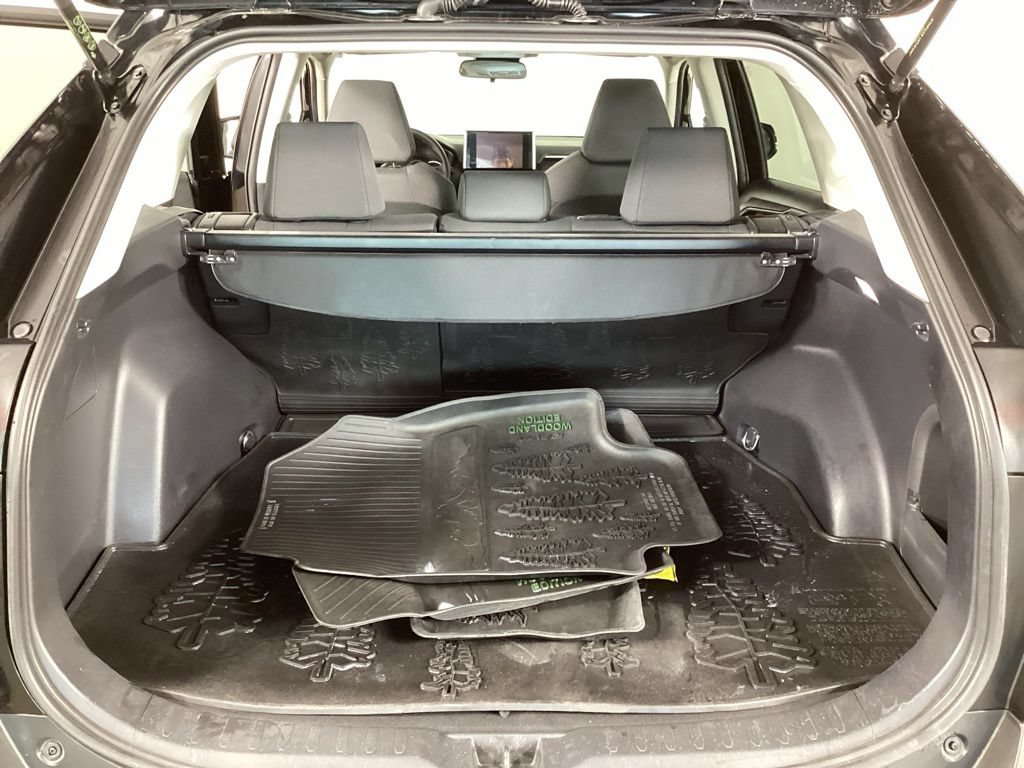 Used 2024 Toyota RAV4 AWD Hybrid image 30