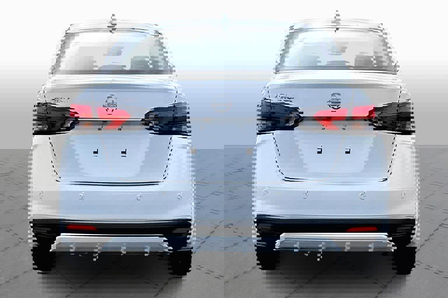 New 2025 Nissan Versa SV w/ Trunk Package image 4