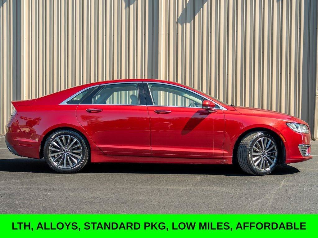 Used 2019 Lincoln MKZ Premiere FWD image 2