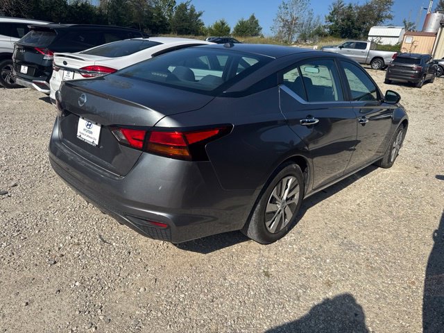 Used 2019 Nissan Altima 2.5 S FWD image 3