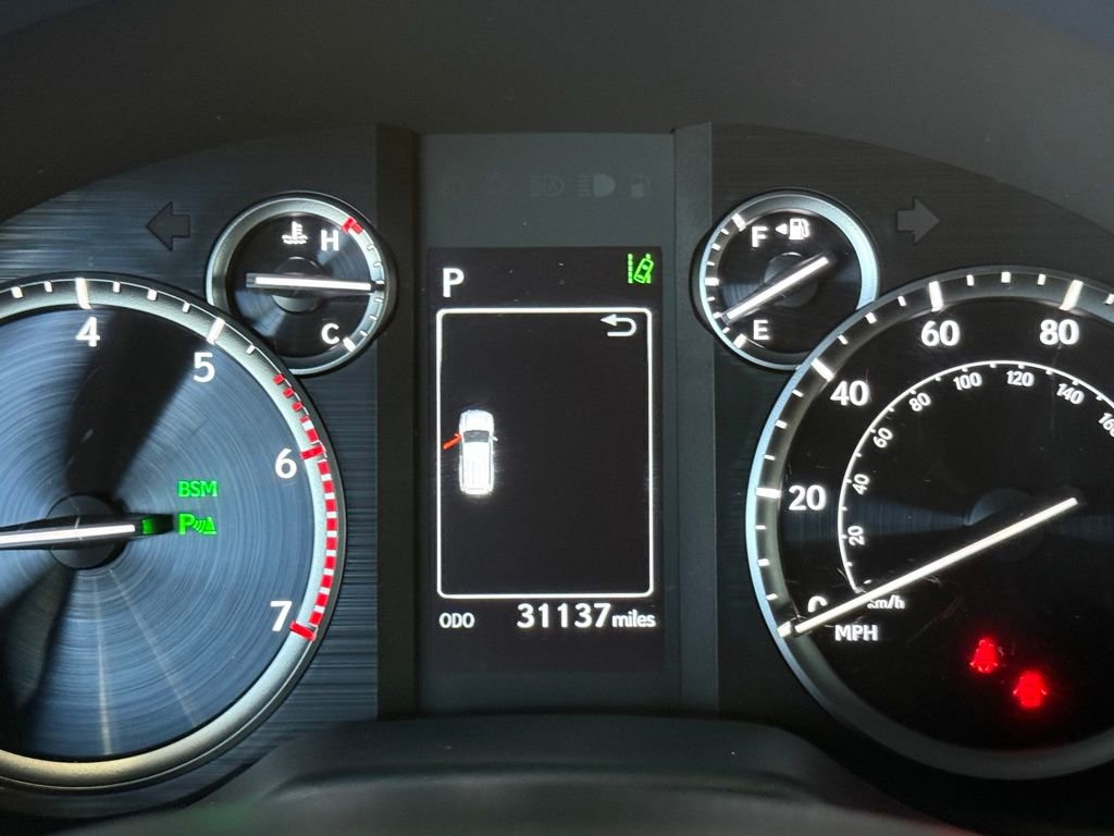 Used 2023 Lexus GX 460 Premium w/ Premium Package image 25