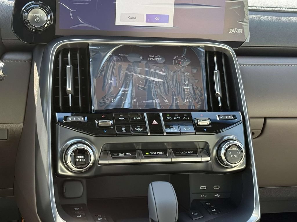 New 2026 Lexus LX 700h Luxury AWD/4WD image 14