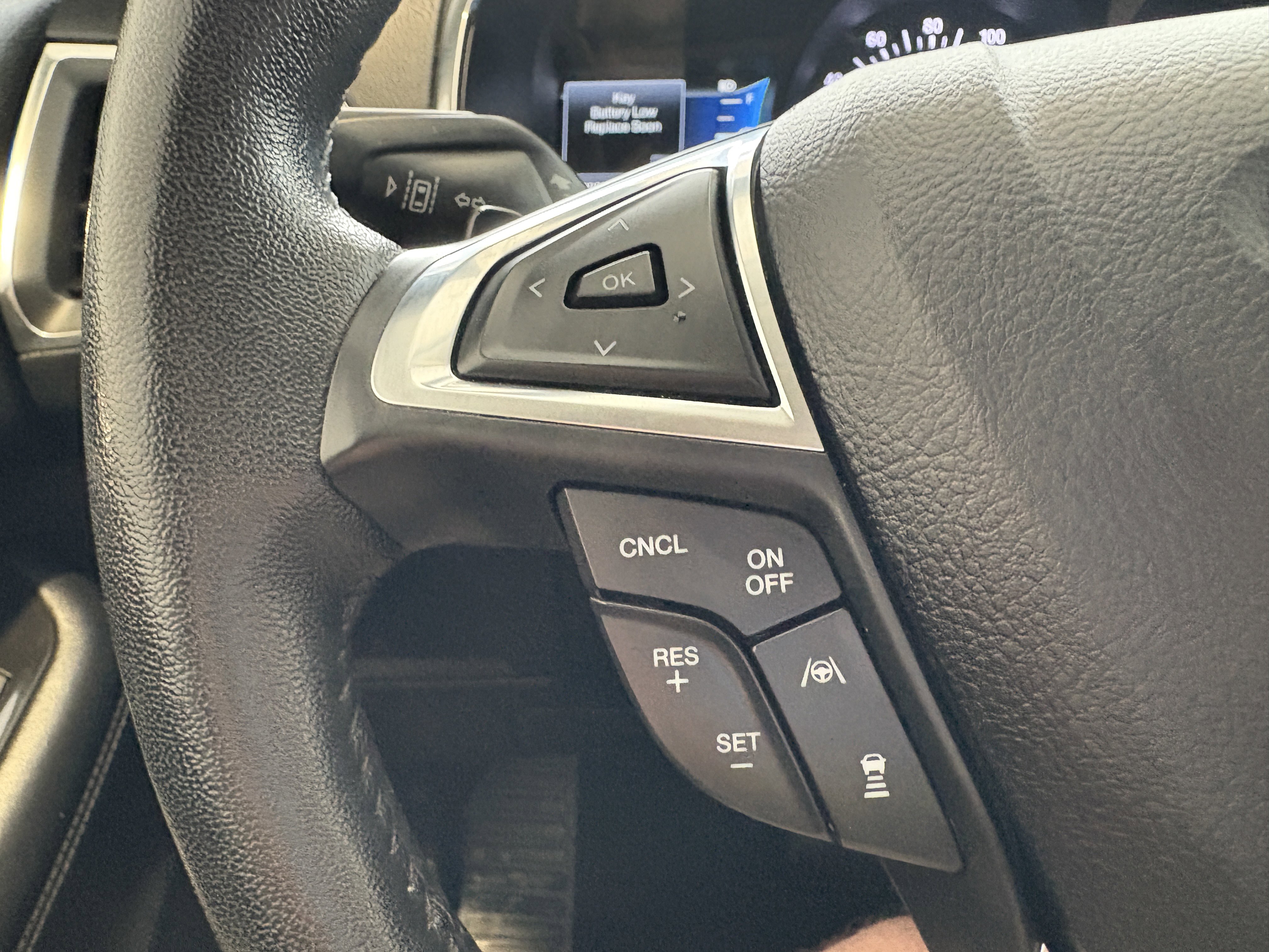 Used 2020 Ford Edge Titanium w/ Class II Trailer Tow Package image 12