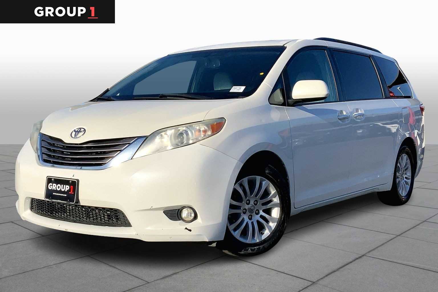 Used 2015 Toyota Sienna XLE