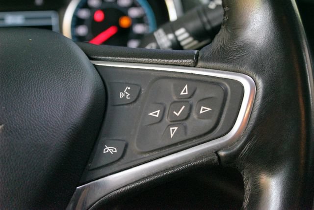 Used 2018 Chevrolet Malibu LT FWD image 16
