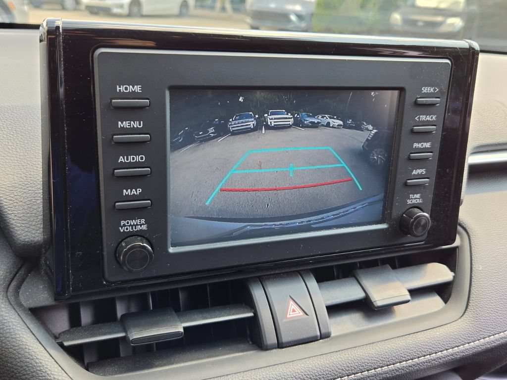 Used 2019 Toyota RAV4 LE w/ Carpet Mat Package AWD/4WD image 21