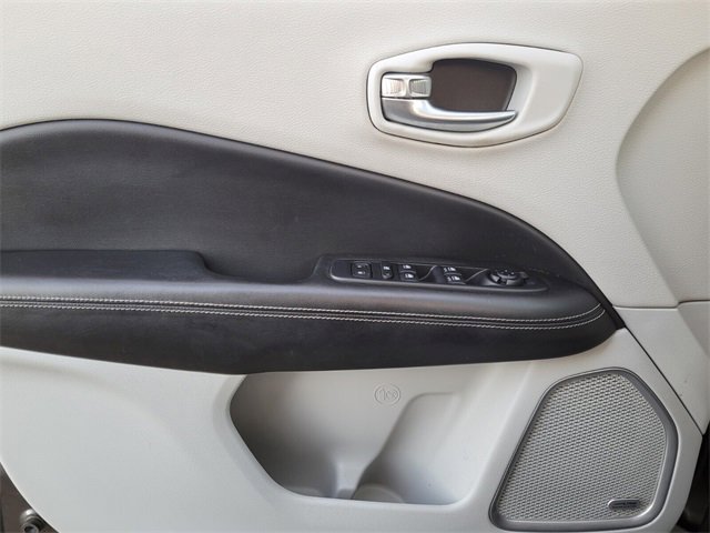 Used 2021 Jeep Compass Latitude w/ Sun and Sound Group image 22