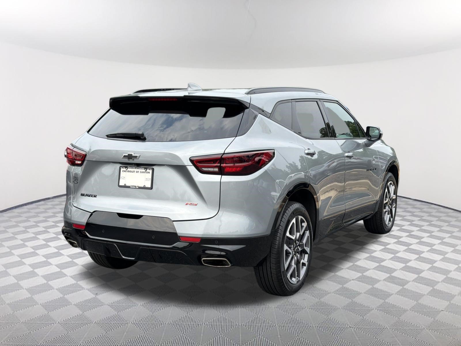 Used 2025 Chevrolet Blazer RS FWD image 6