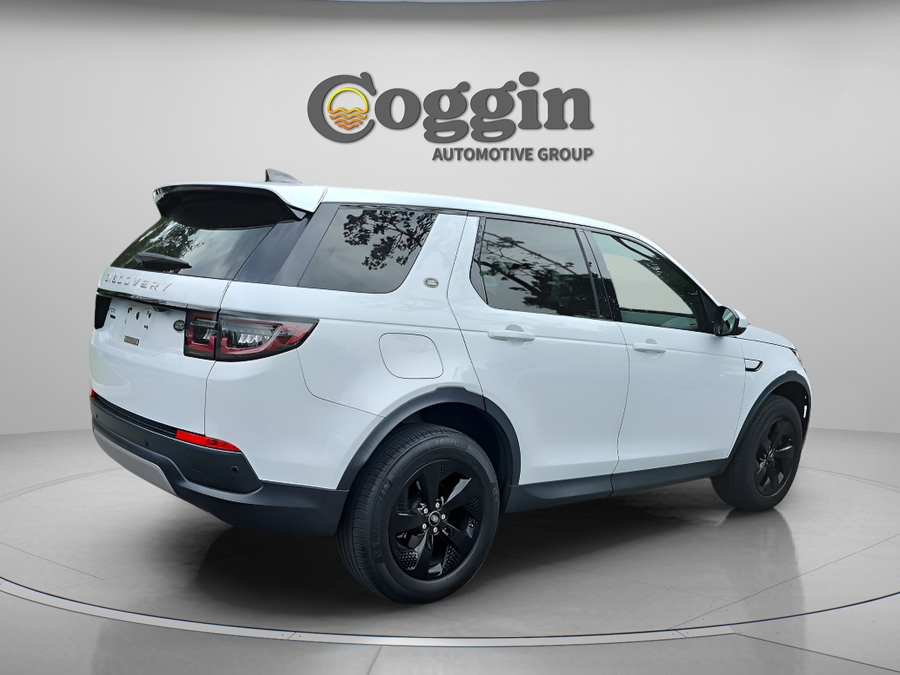 Used 2020 Land Rover Discovery Sport SE AWD/4WD image 5