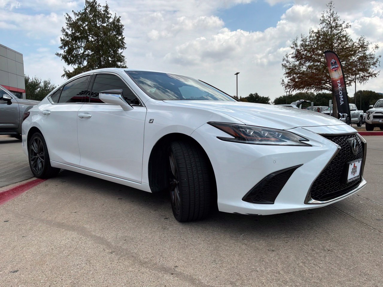 Used 2021 Lexus ES 250 F Sport AWD/4WD image 4
