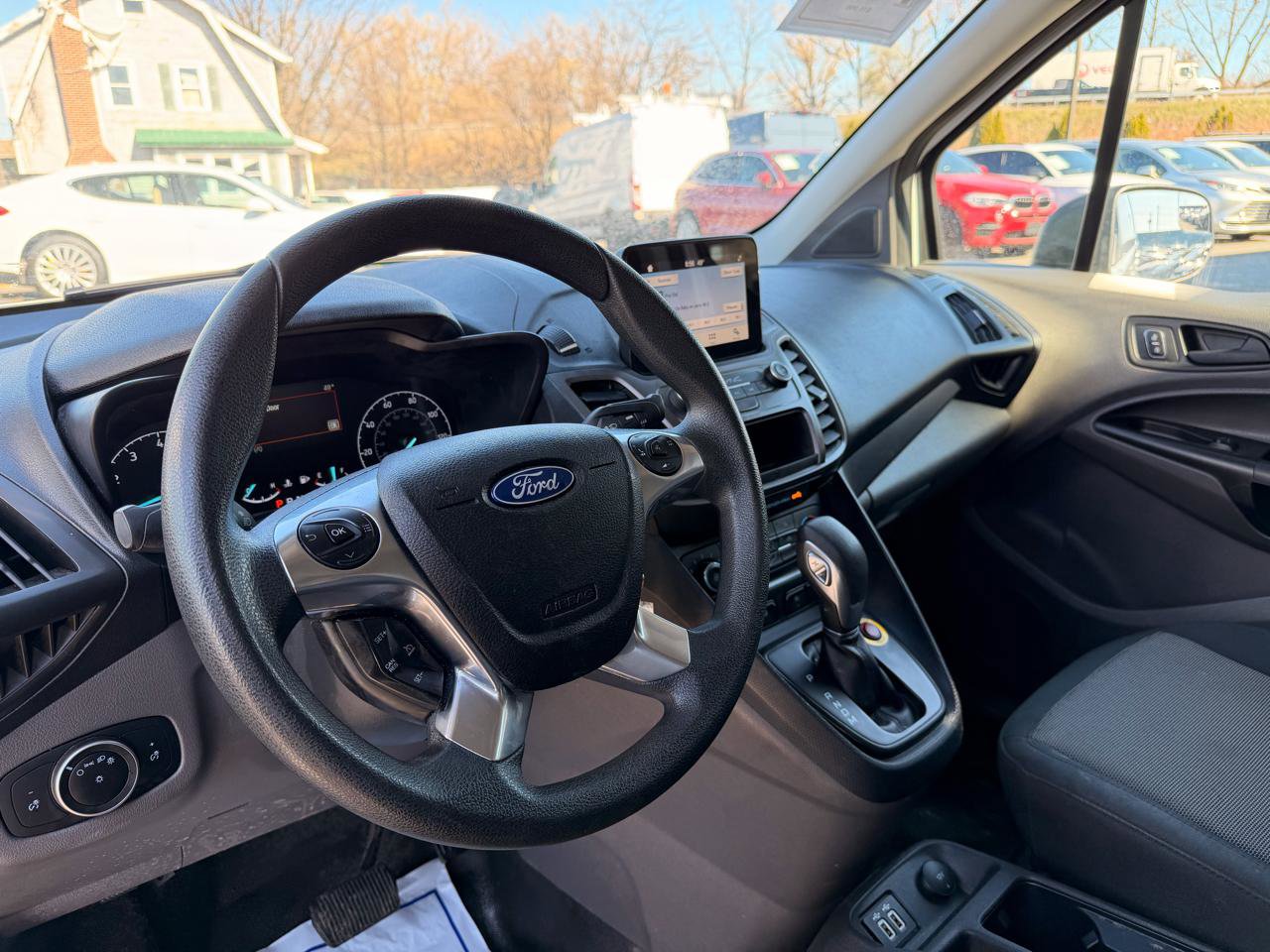 Used 2020 Ford Transit Connect XL image 12