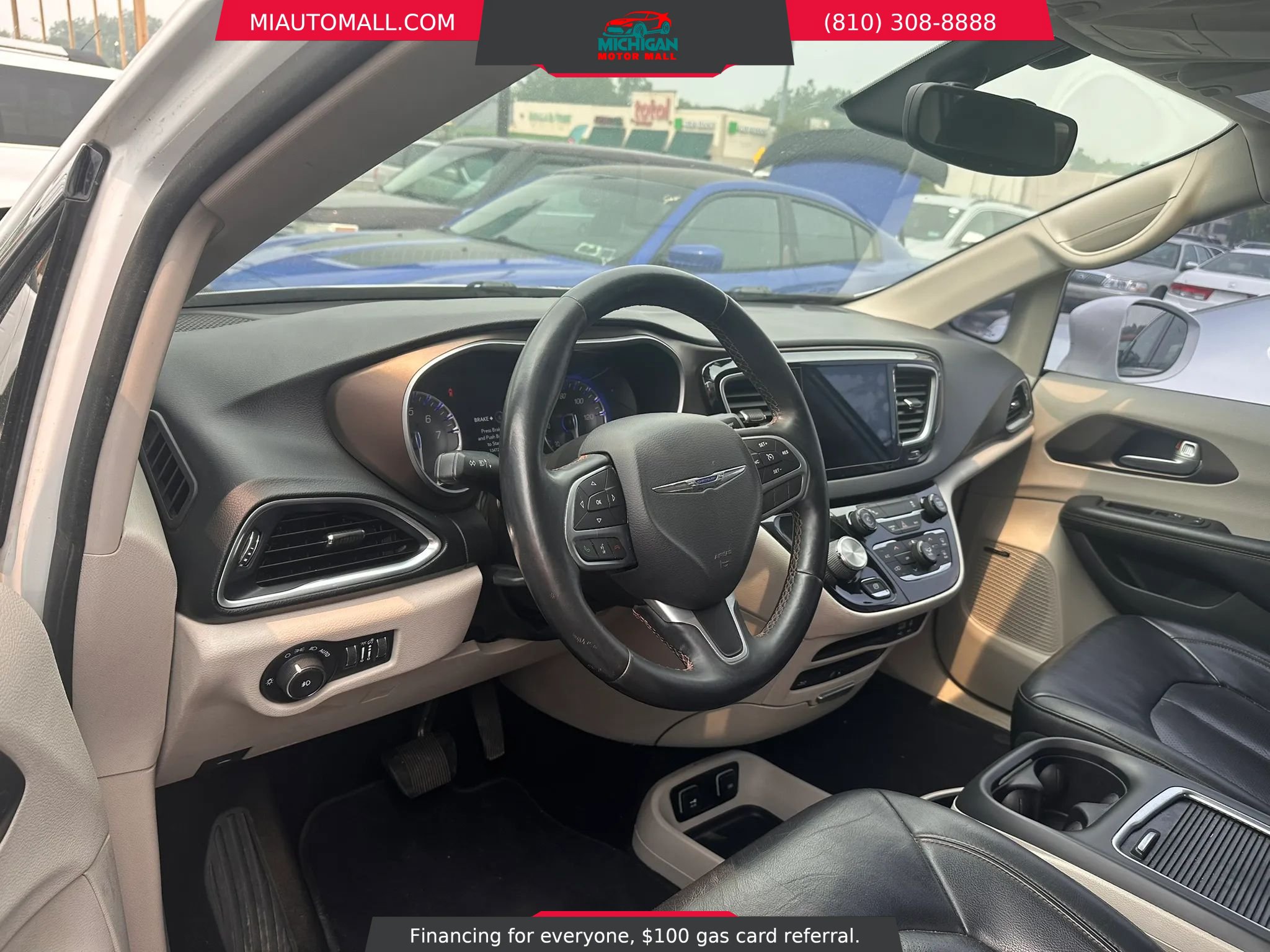 Used 2017 Chrysler Pacifica Touring-L Plus FWD image 8