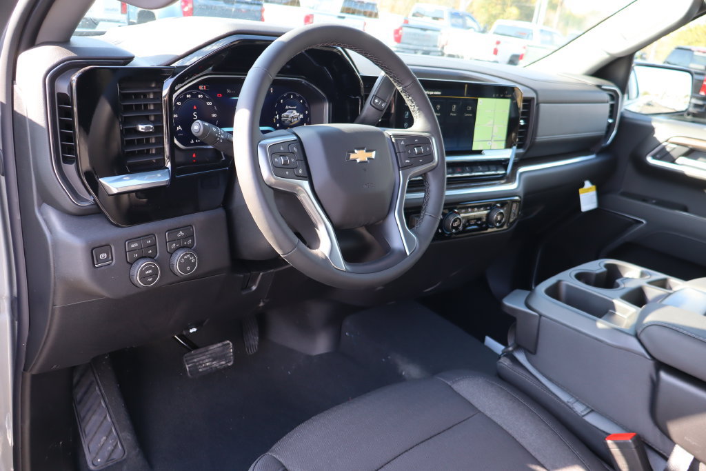 New 2026 Chevrolet Silverado 1500 LT w/ Z71 Off-Road Package AWD/4WD image 5