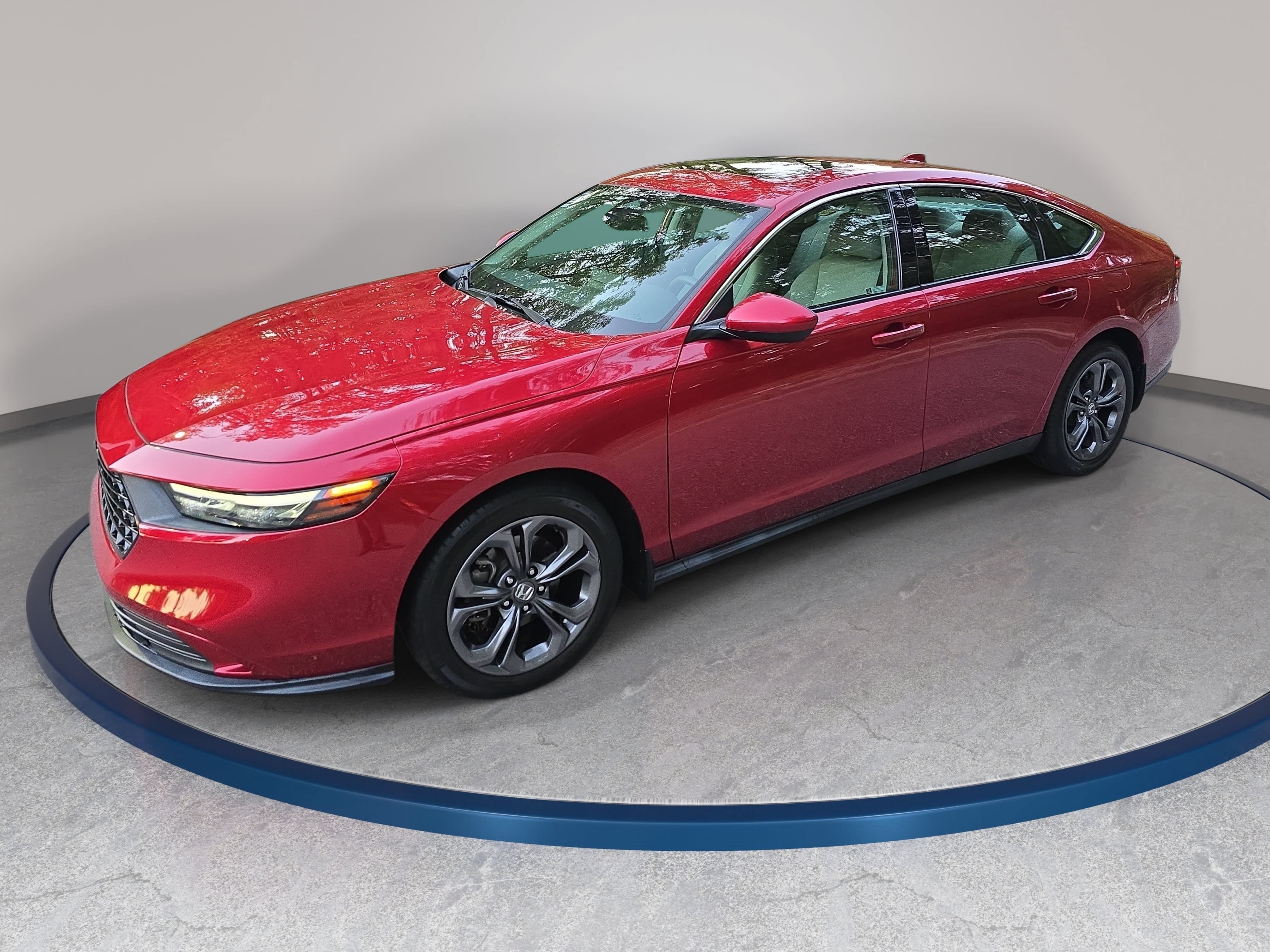 Used 2023 Honda Accord EX image 1