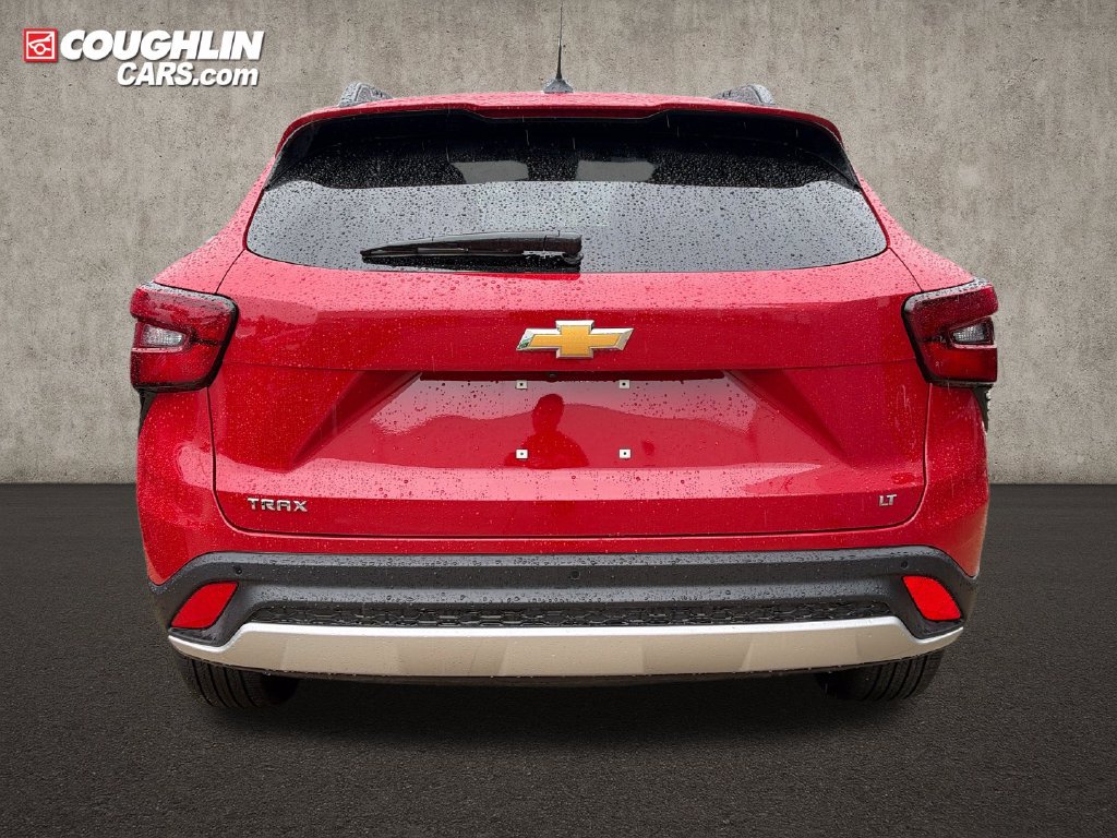New 2026 Chevrolet Trax LT w/ Driver Confidence Package FWD image 5