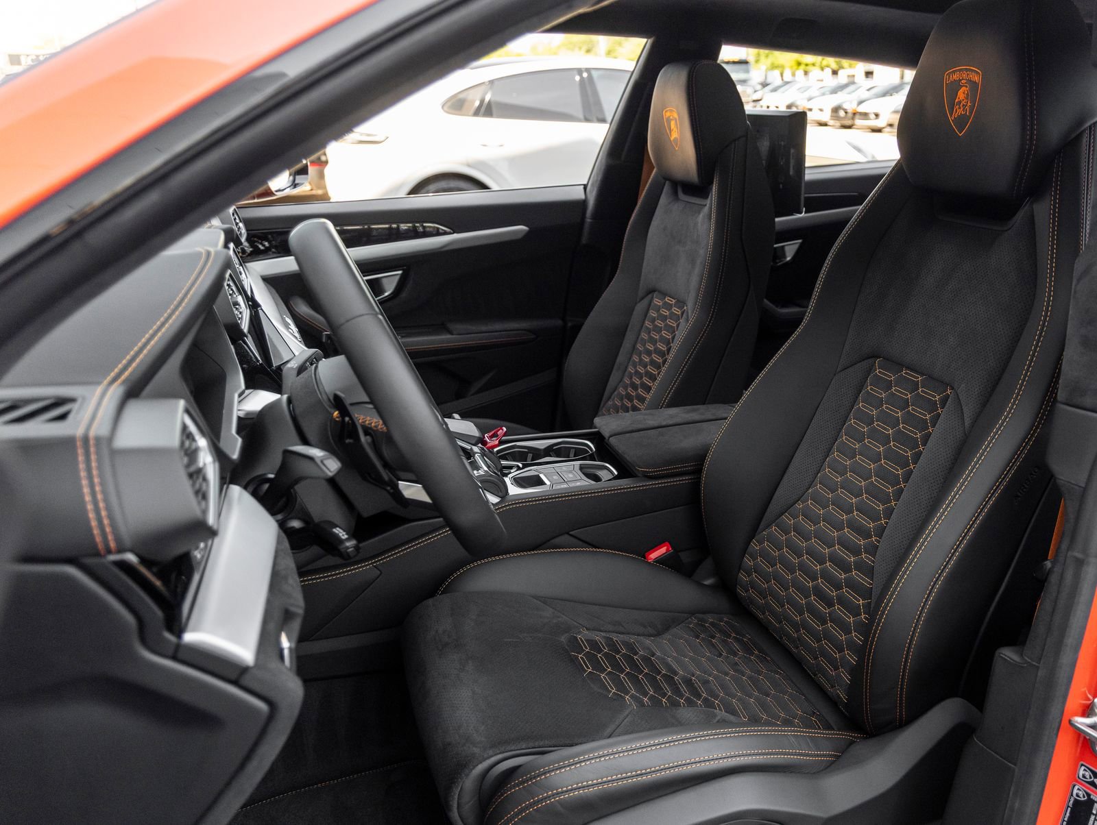 Used 2024 Lamborghini Urus S image 23