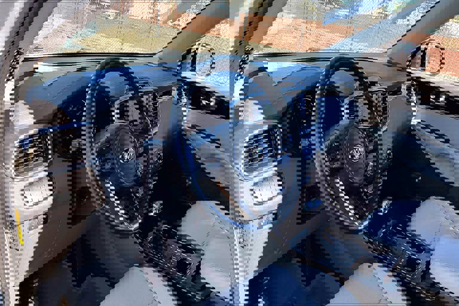 Used 2017 Kia Sorento SX image 15