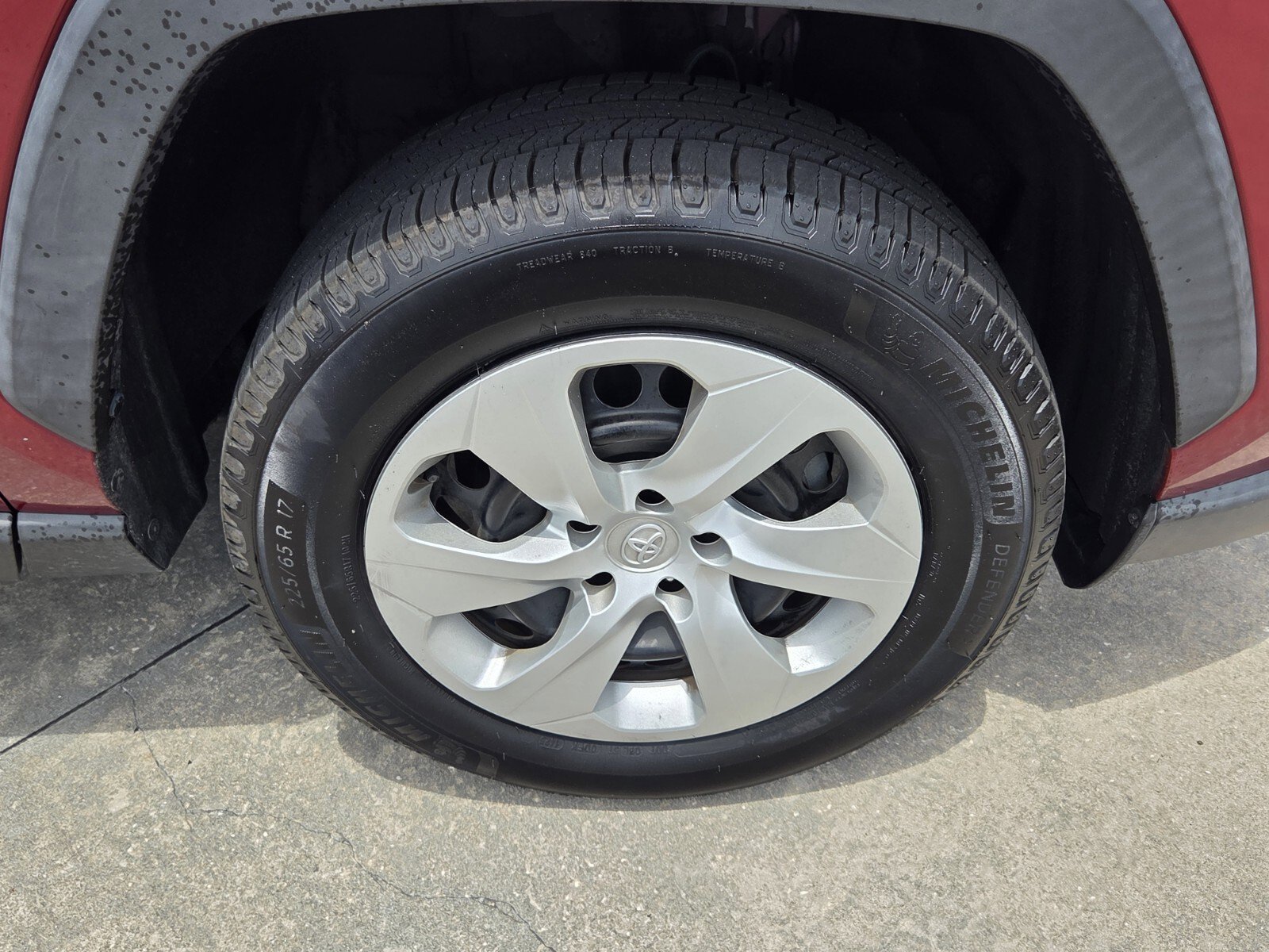 Certified 2022 Toyota RAV4 LE FWD image 12