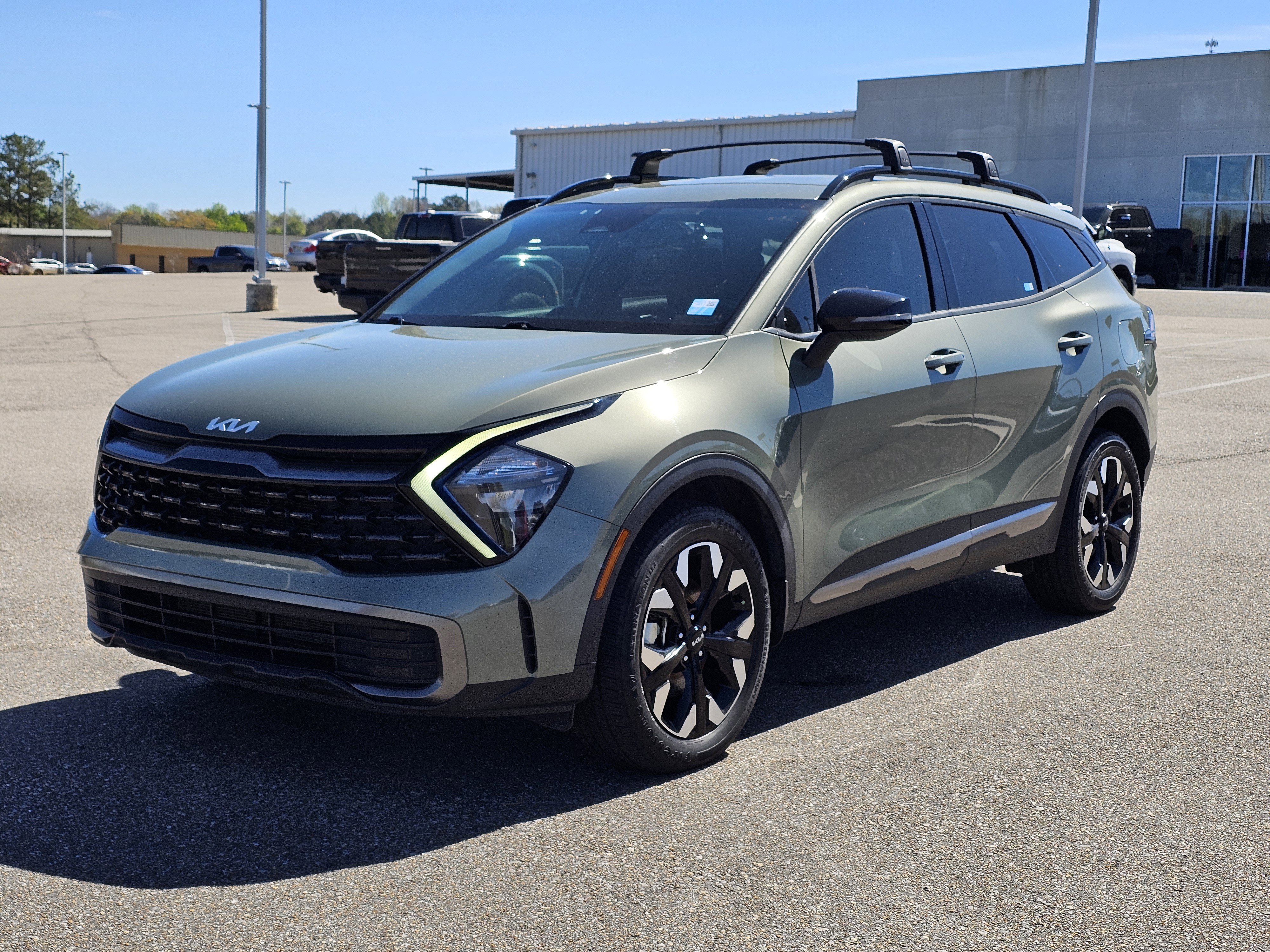 Used 2023 Kia Sportage X-Line AWD/4WD image 1