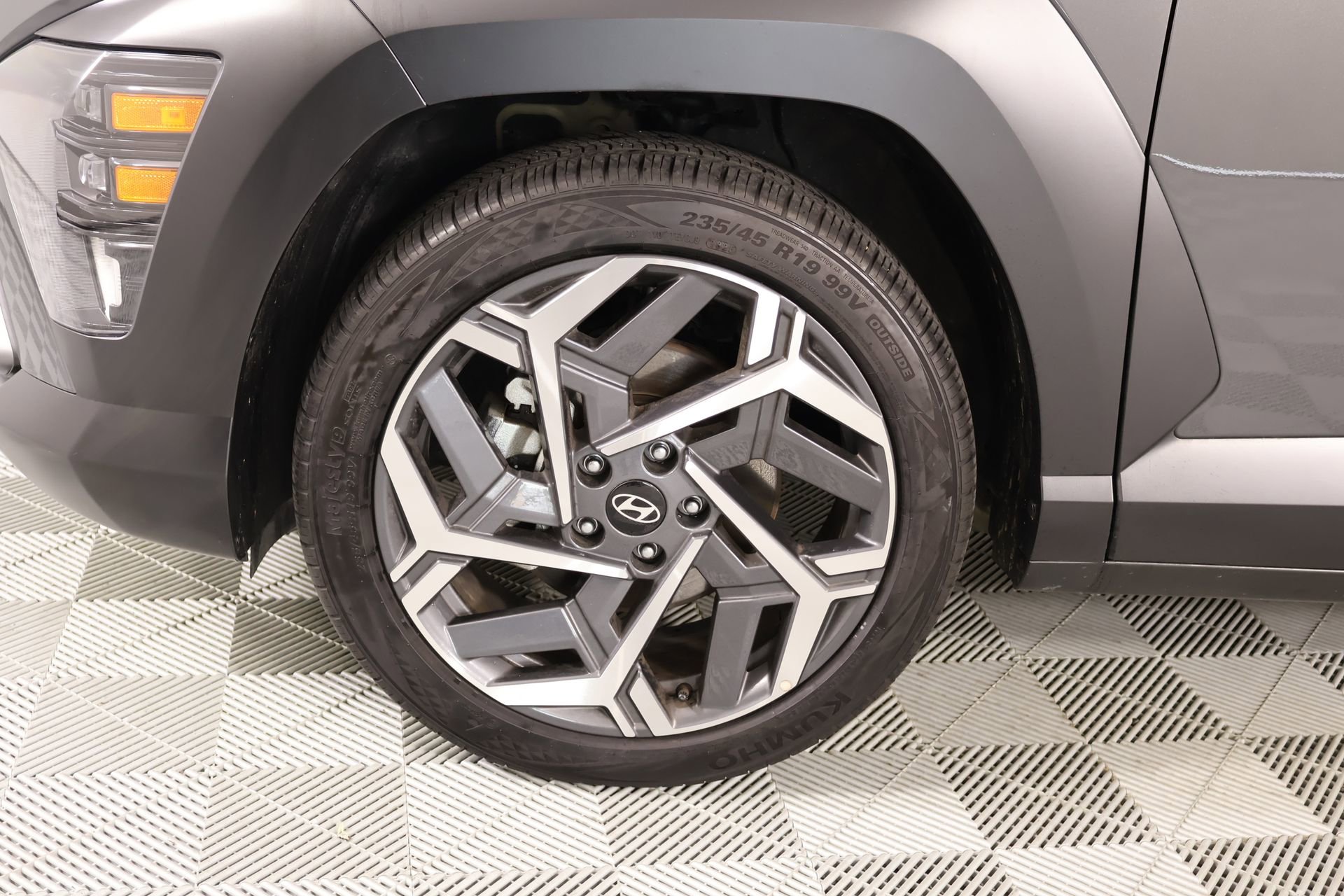 Used 2026 Hyundai Kona SEL Premium FWD image 16