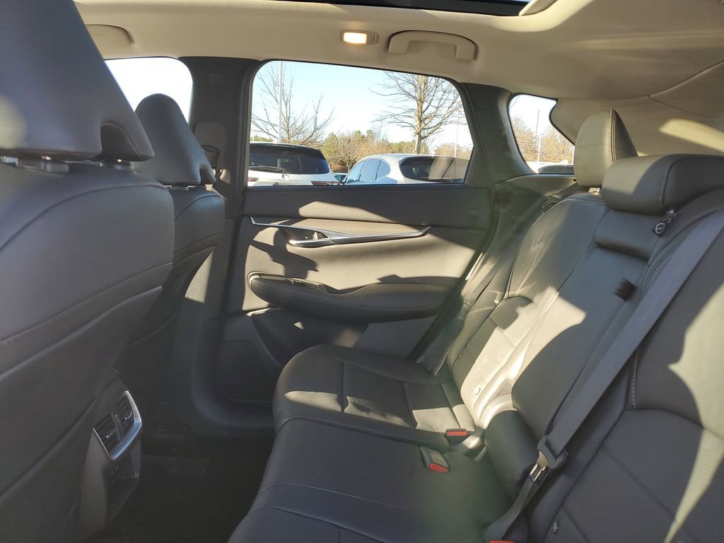 Used 2025 INFINITI QX50 Luxe image 14