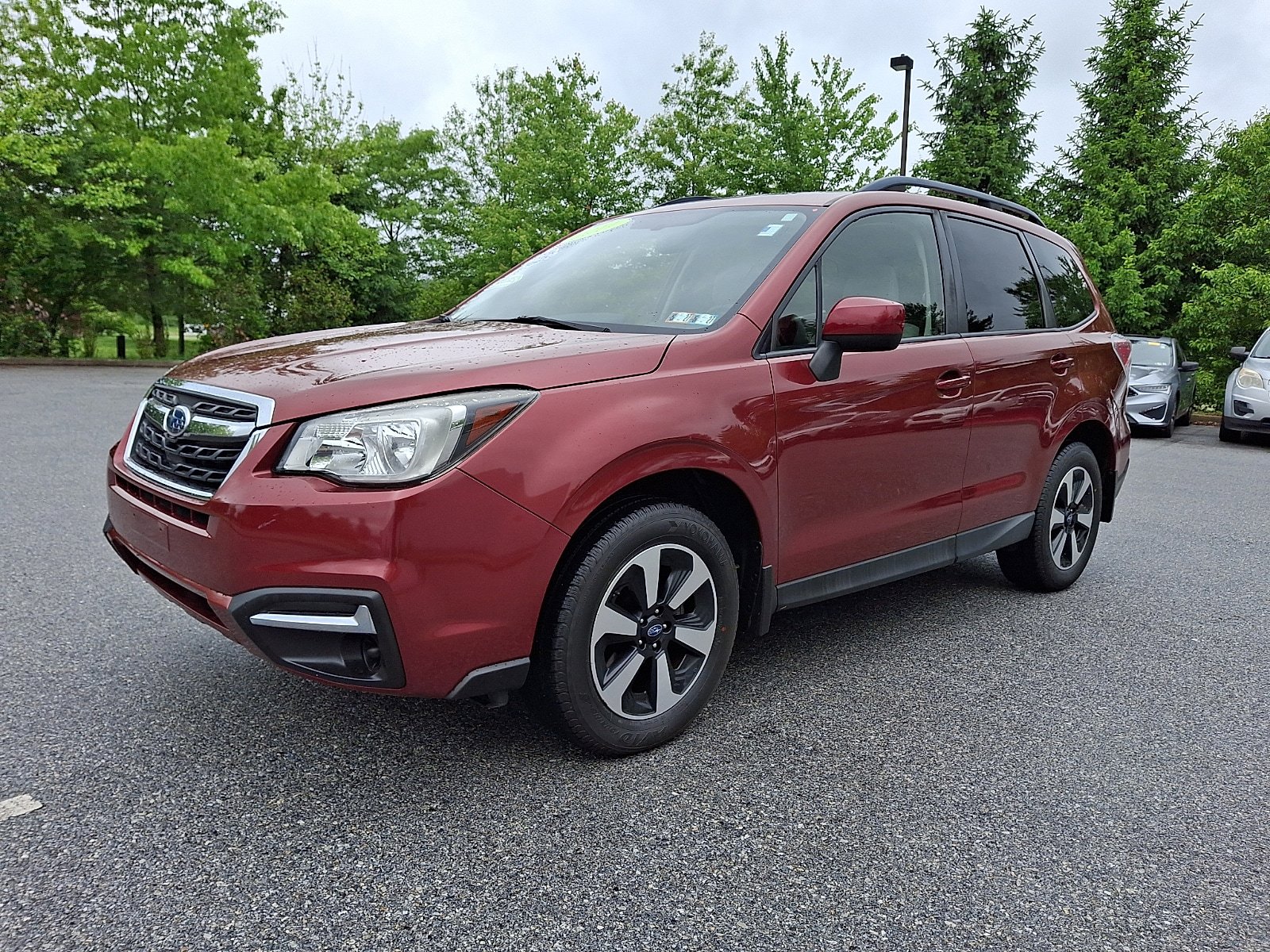 Used 2017 Subaru Forester 2.5i Premium w/ All-Weather Package AWD/4WD image 3