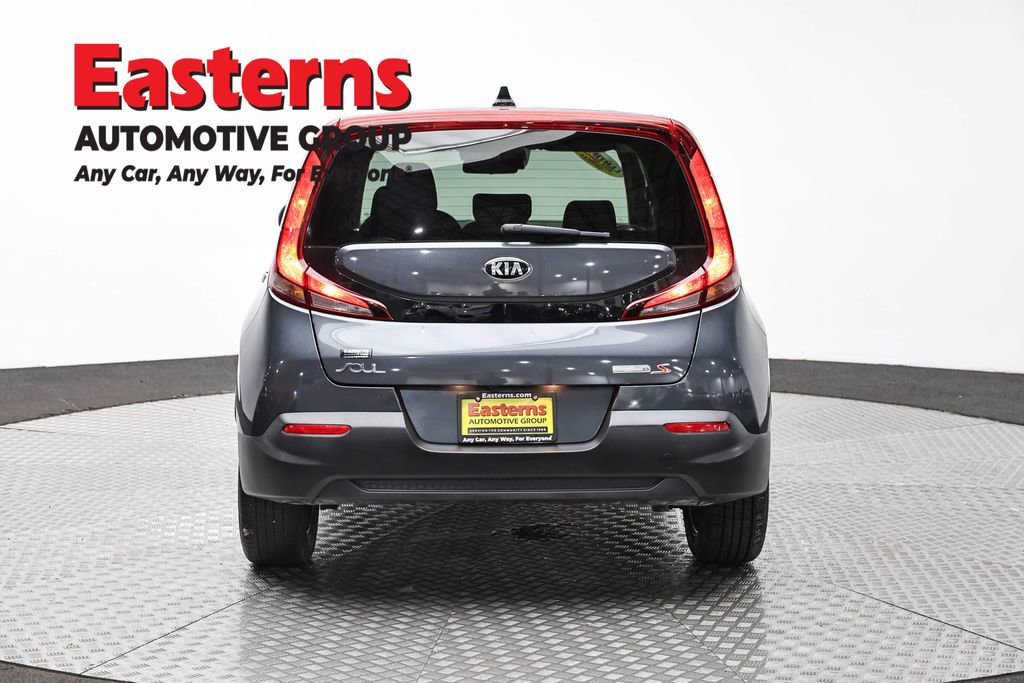 Used 2021 Kia Soul S FWD image 6