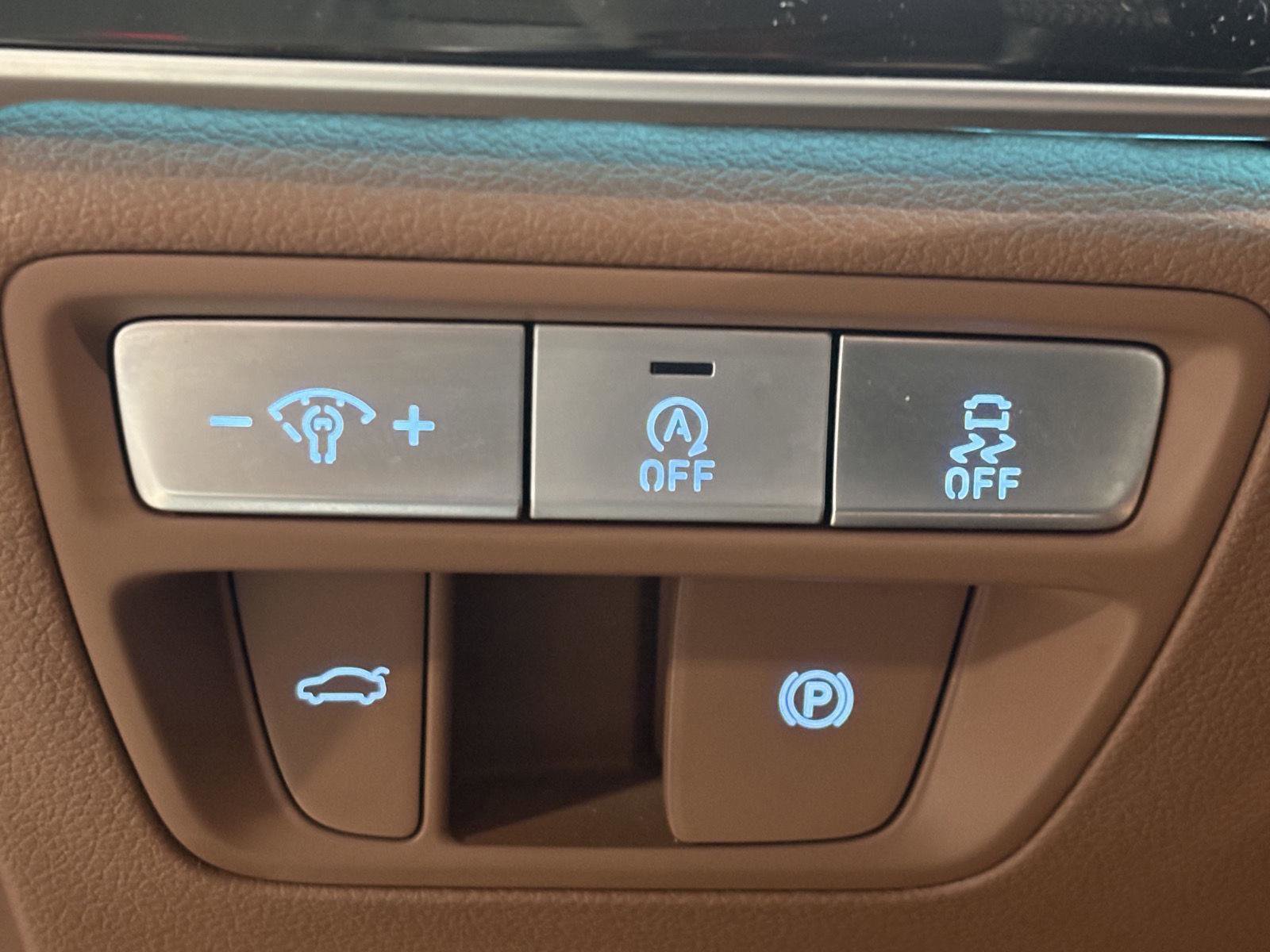 Used 2023 Genesis G80 2.5T image 29