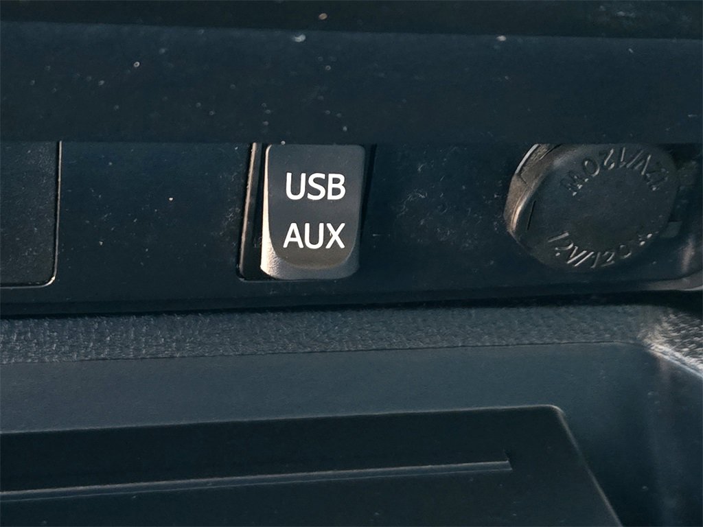 Used 2017 Toyota Tundra SR5 image 21