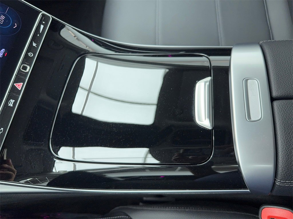 Used 2025 Mercedes-Benz C 300 Sedan image 32