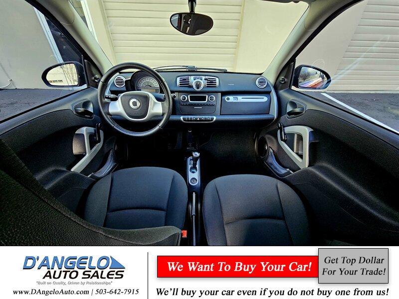 Used 2013 smart fortwo pure image 16
