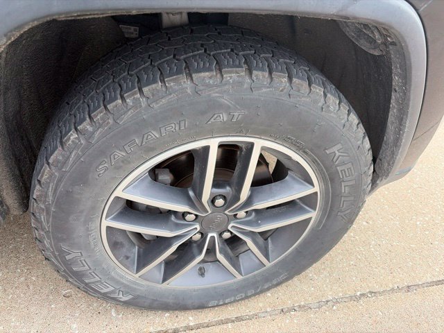 Used 2019 Jeep Grand Cherokee Limited w/ Luxury Group II AWD/4WD image 24