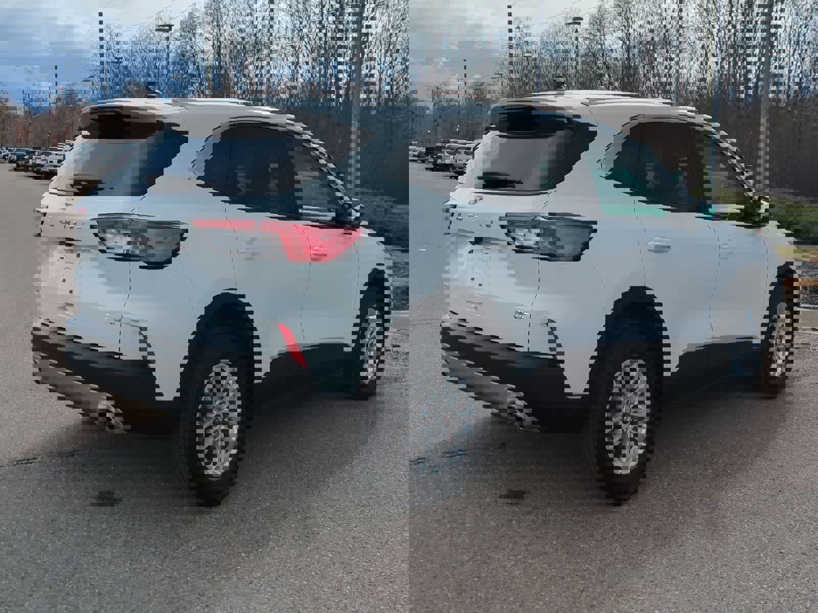 Used 2022 Ford Escape SE w/ Convenience Package image 8