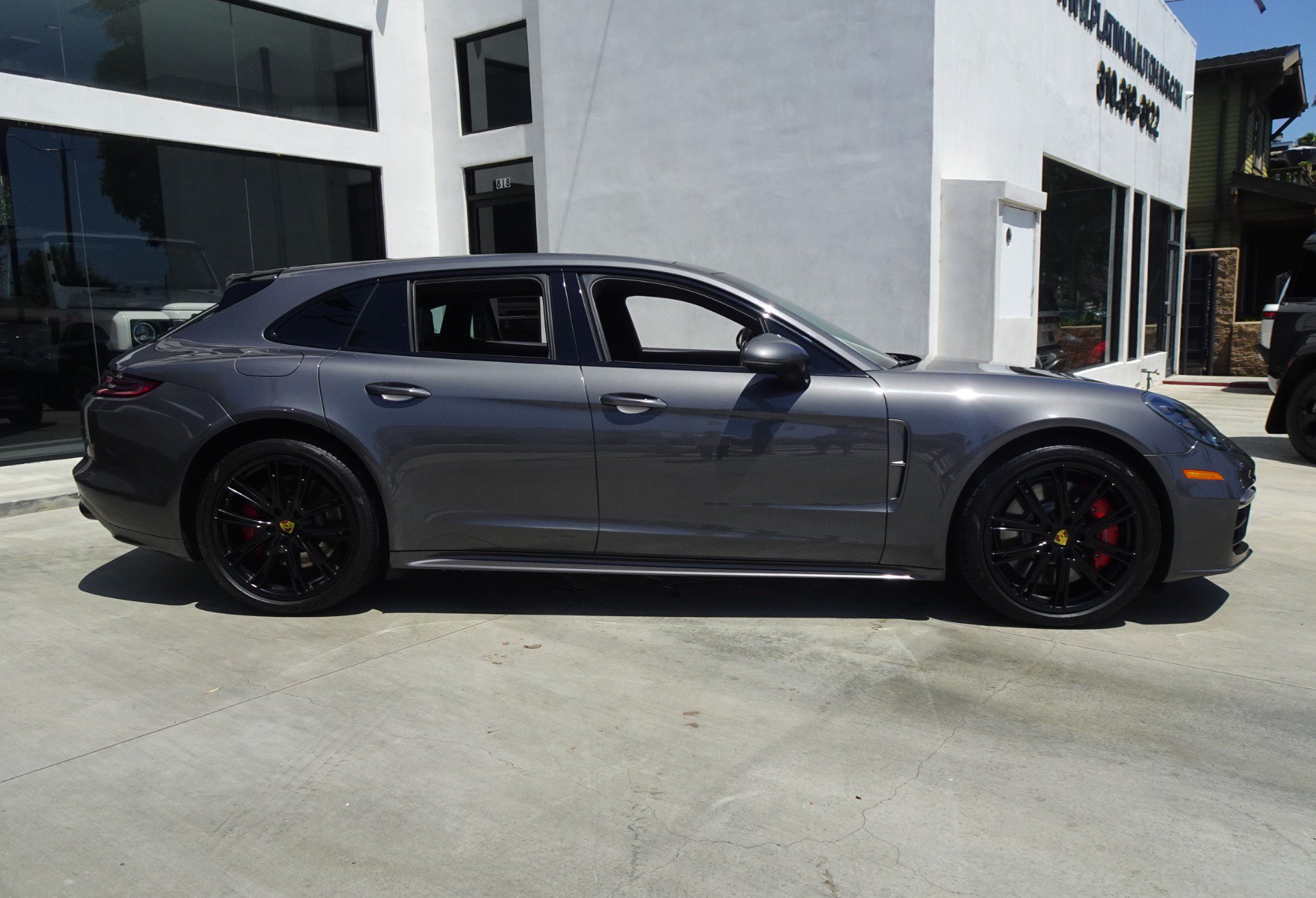 Used 2018 Porsche Panamera Turbo Sport Turismo AWD/4WD image 8