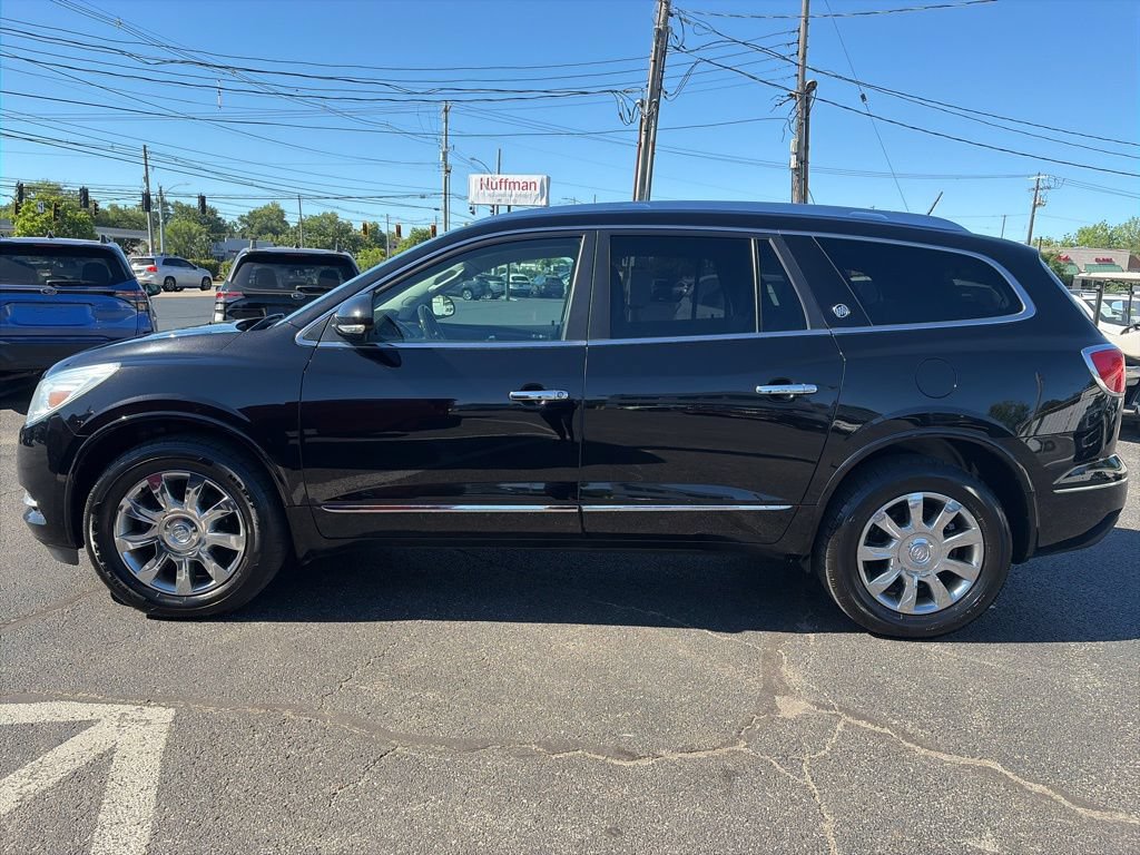Used 2017 Buick Enclave Leather FWD image 4