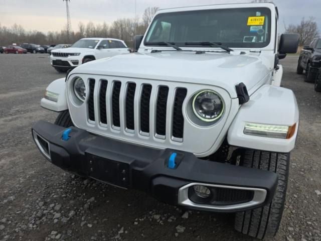 Used 2023 Jeep Wrangler Unlimited Sahara w/ Cold Weather Group AWD/4WD image 2