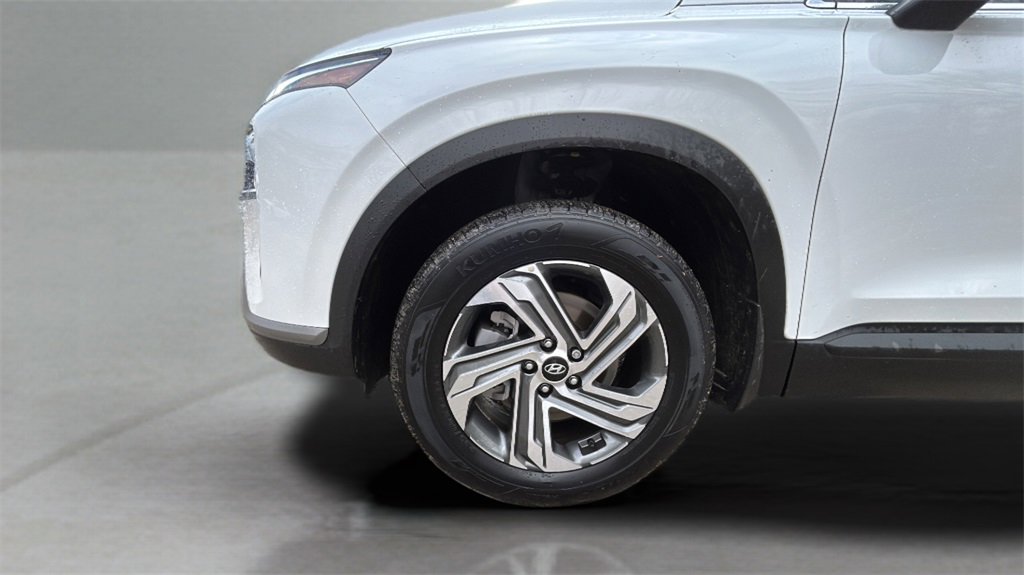 Certified 2023 Hyundai Santa Fe SE image 9