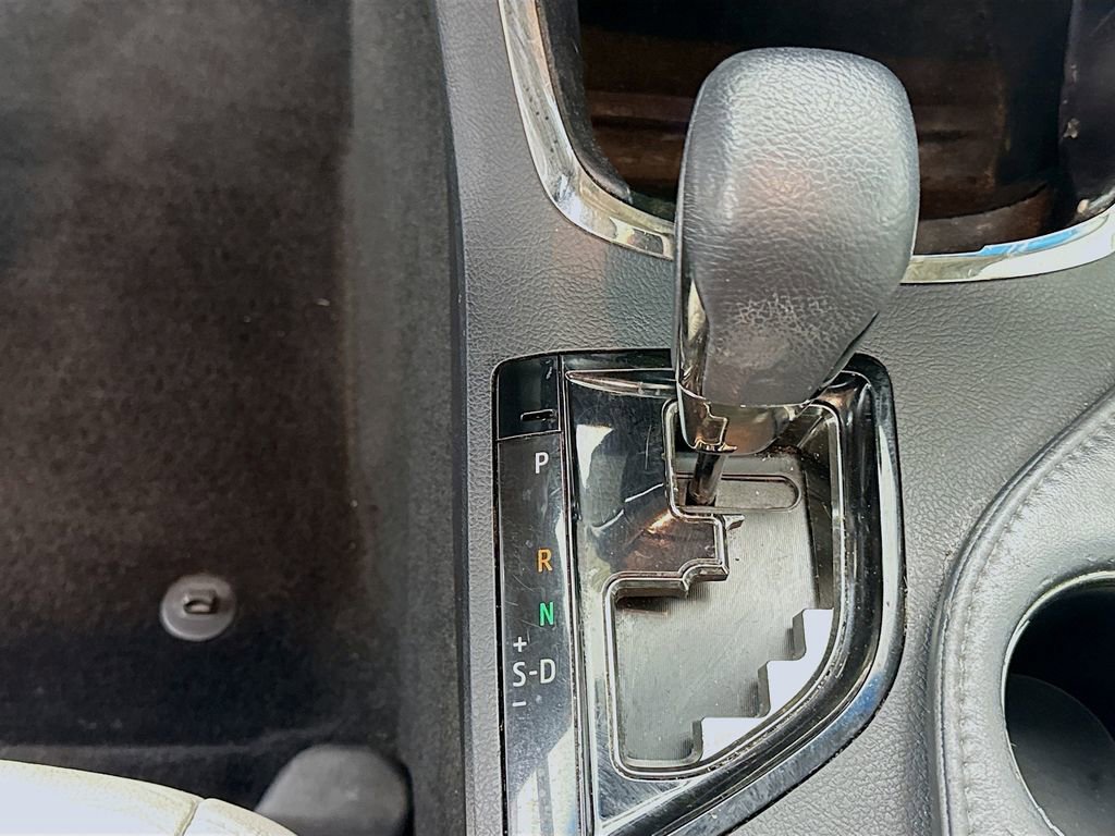 Used 2016 Toyota Avalon XLE Plus image 15