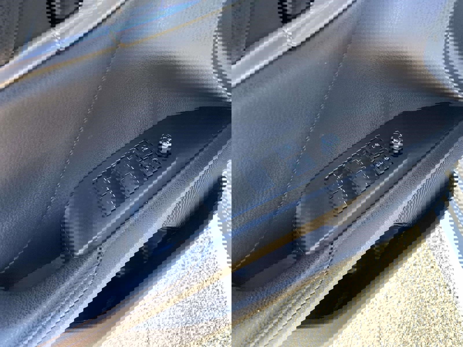 Used 2021 Toyota Camry XLE image 22